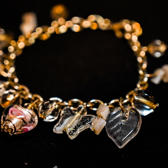 Charms and bracelet - Picture 5 of 6